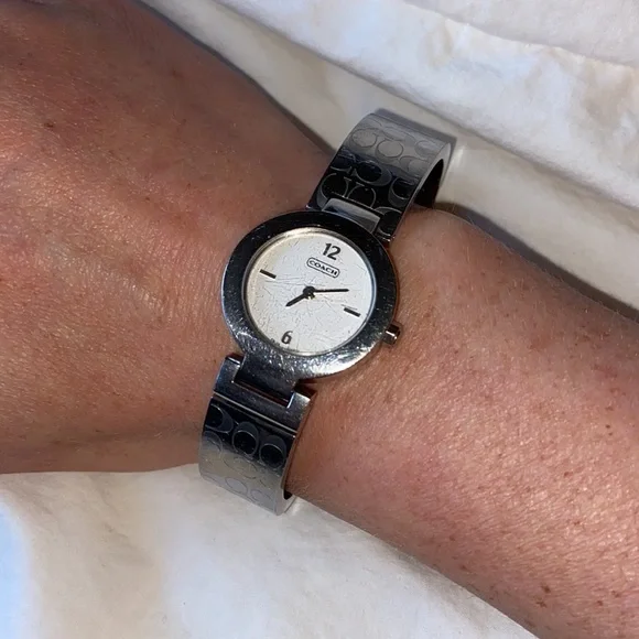 Vintage Coach Watch - Picture 12 of 12